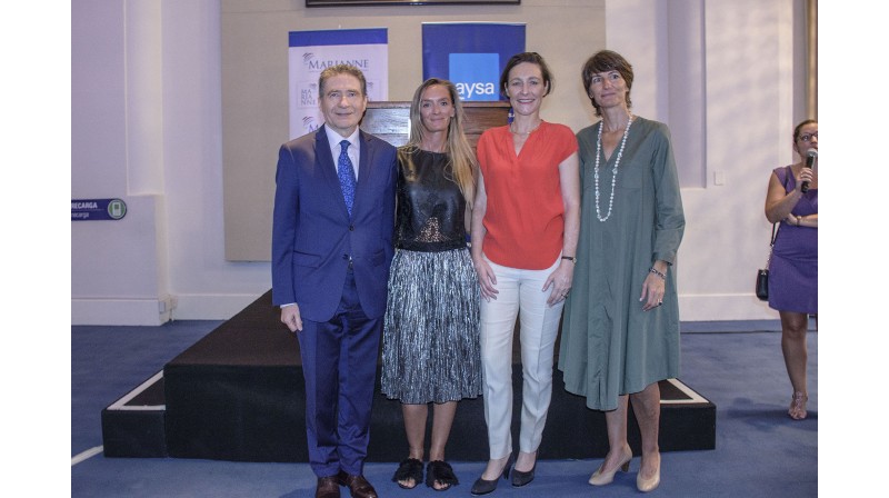 Embajador Pierre Henry Guignard; Eugenia Botta, Presidenta de Marianne, Aude Maio-Coliche, embajadora de la Unión Europea y Lawrence Loyer, vicepresidente de Marianne